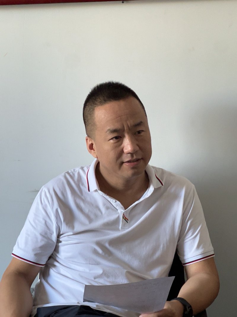 峰哥在一对一辅导中为外贸新手梳理入门阶段最容易踩的坑和正确动作